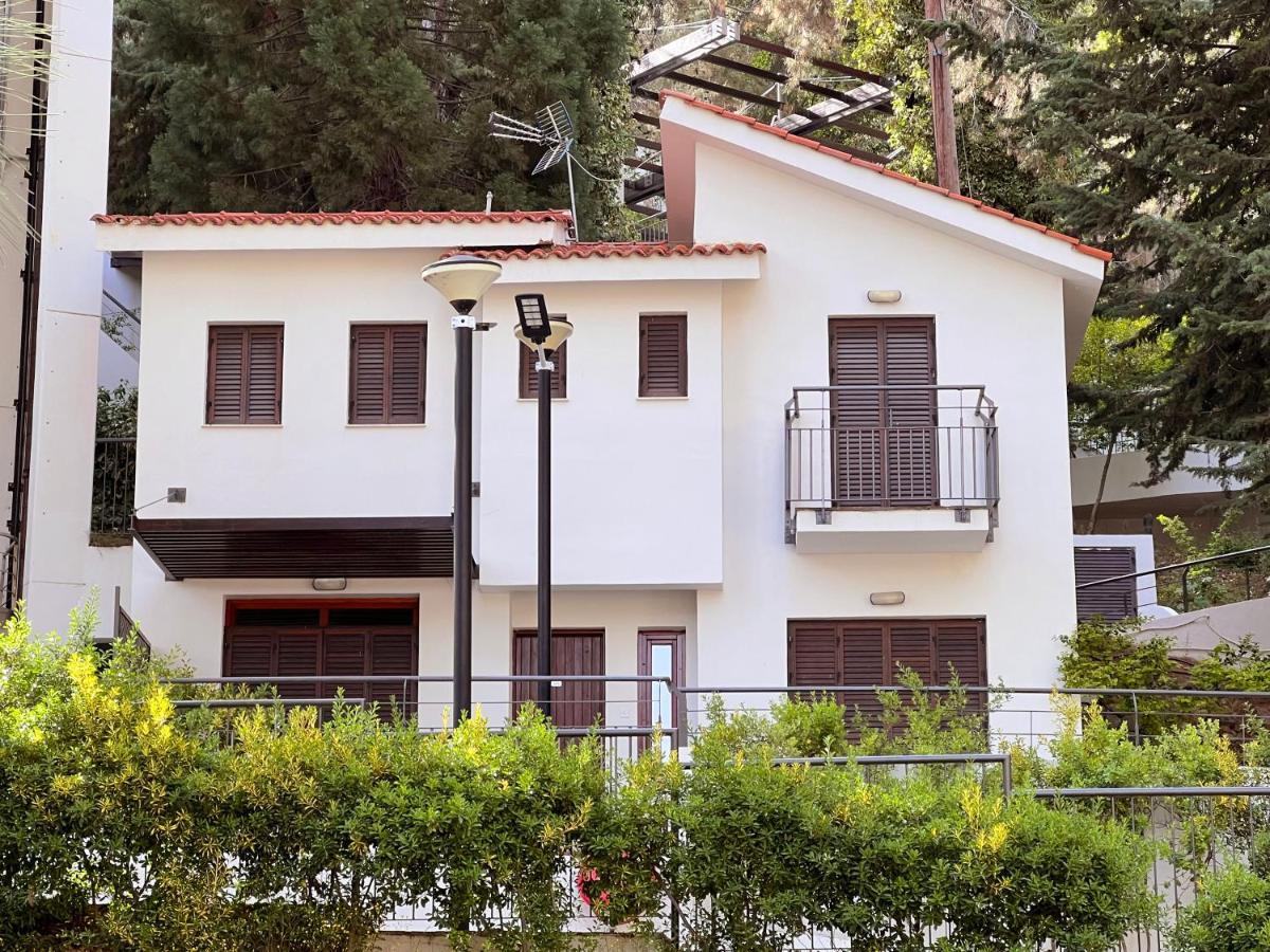Poed Residences Platres Exterior photo
