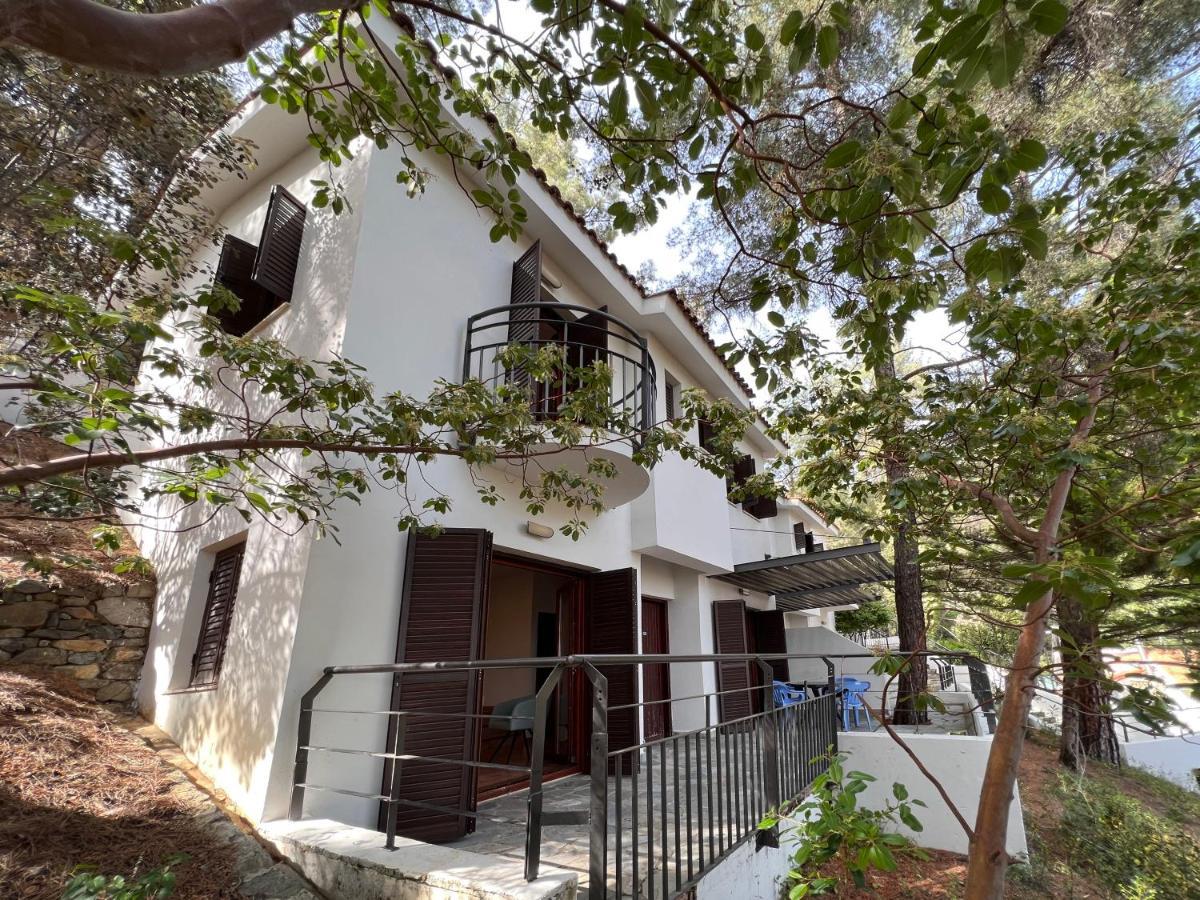 Poed Residences Platres Exterior photo