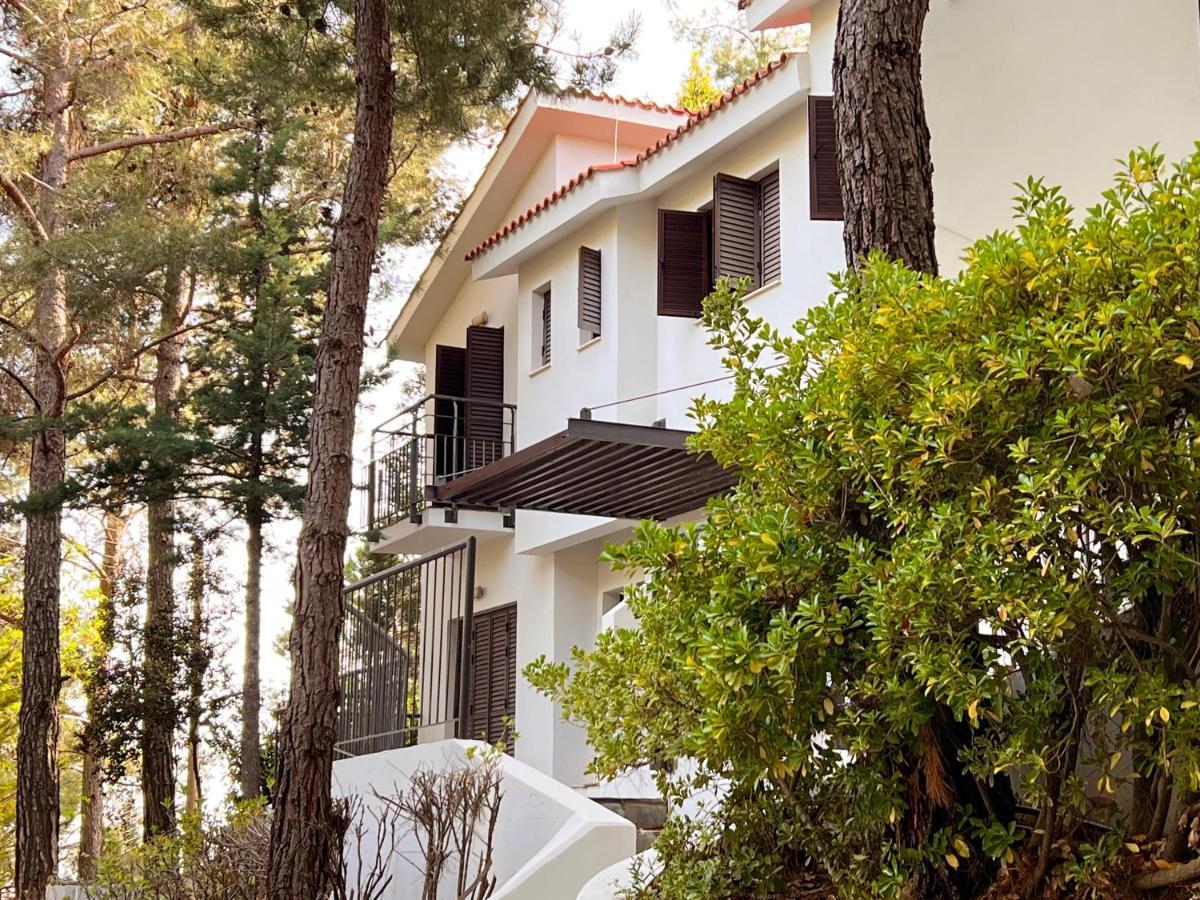 Poed Residences Platres Exterior photo